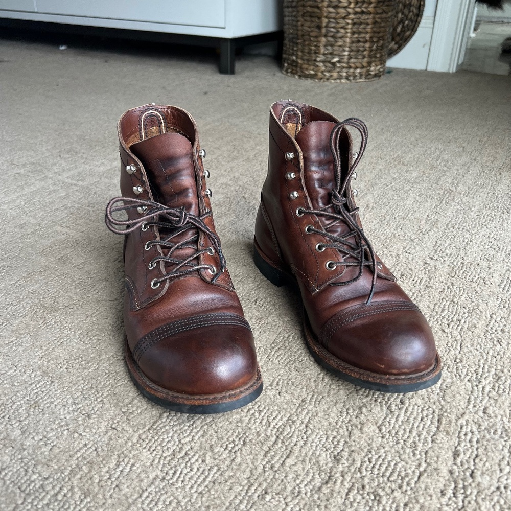 Red Wing Iron Ranger 8111 size 9